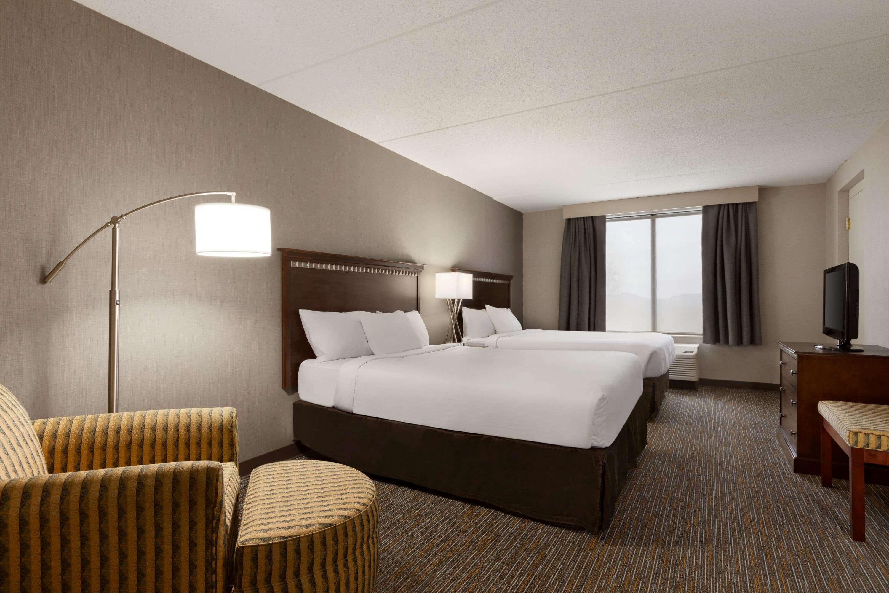 Wingate By Wyndham Bridgeport Clarksburg Hotel Ngoại thất bức ảnh