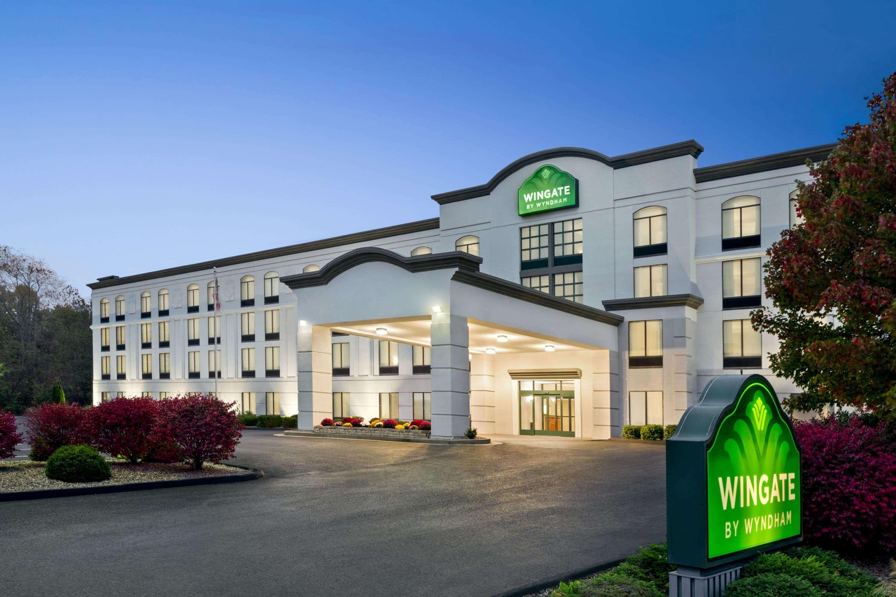 Wingate By Wyndham Bridgeport Clarksburg Hotel Ngoại thất bức ảnh