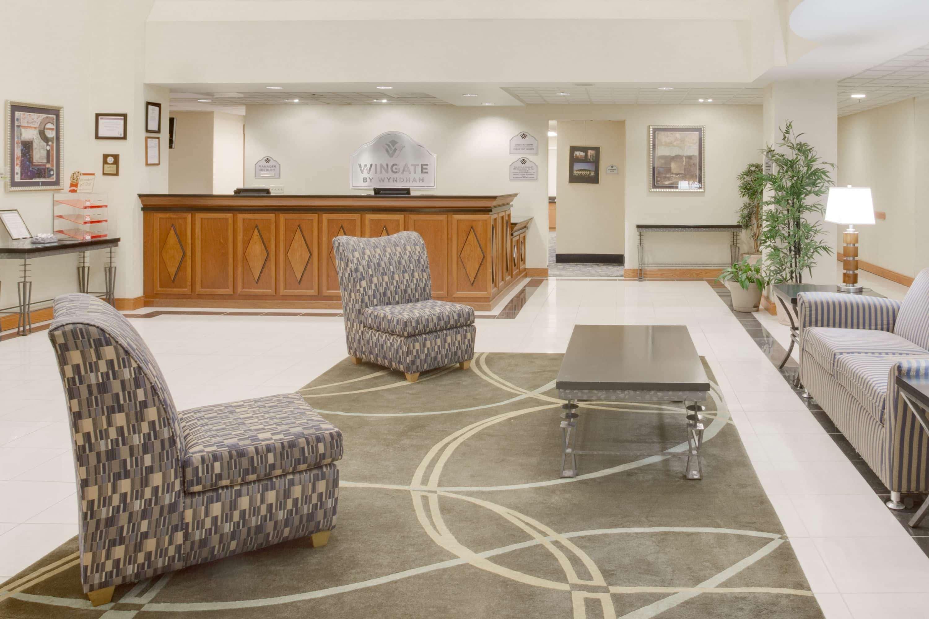 Wingate By Wyndham Bridgeport Clarksburg Hotel Ngoại thất bức ảnh
