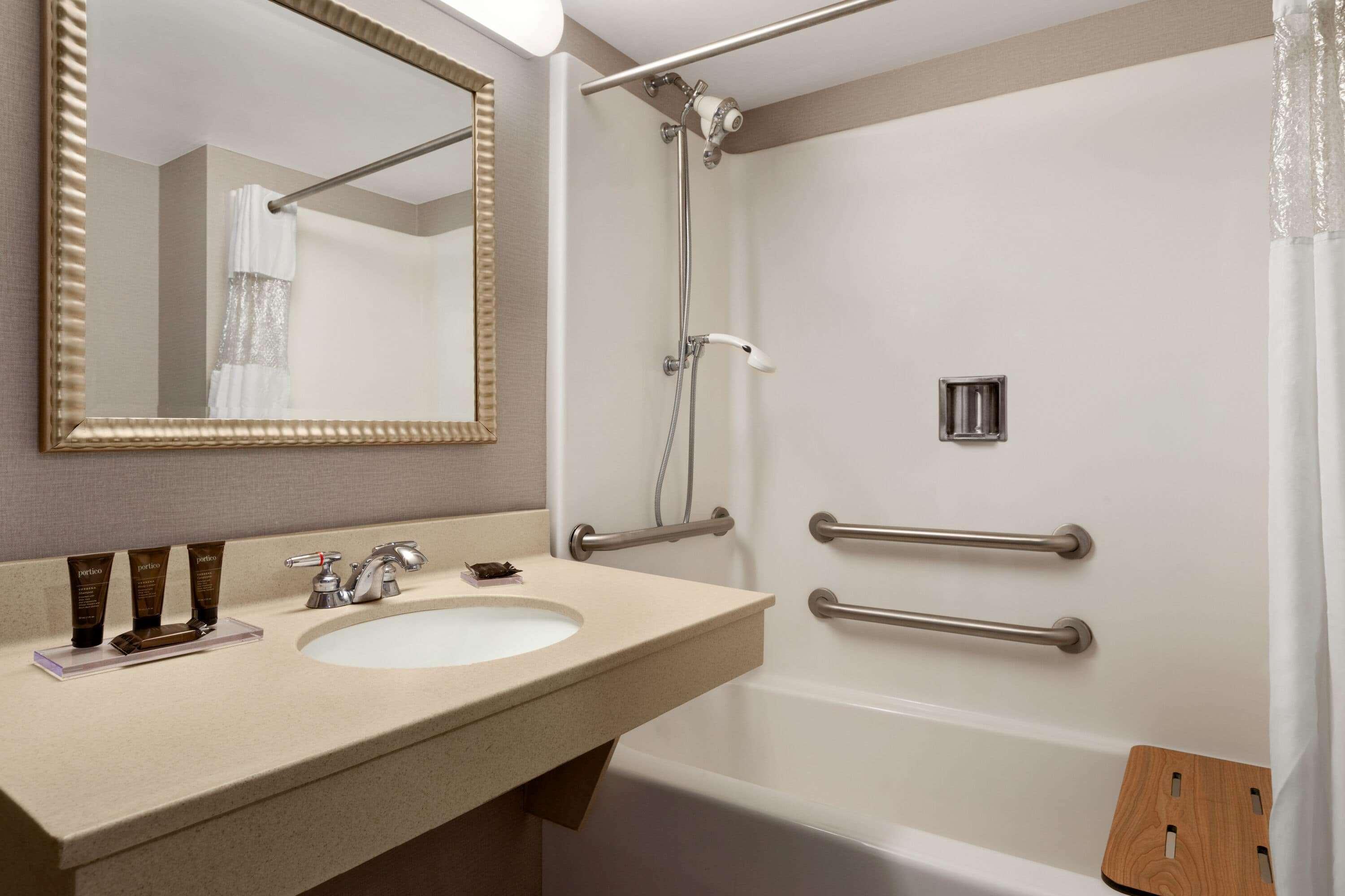 Wingate By Wyndham Bridgeport Clarksburg Hotel Ngoại thất bức ảnh