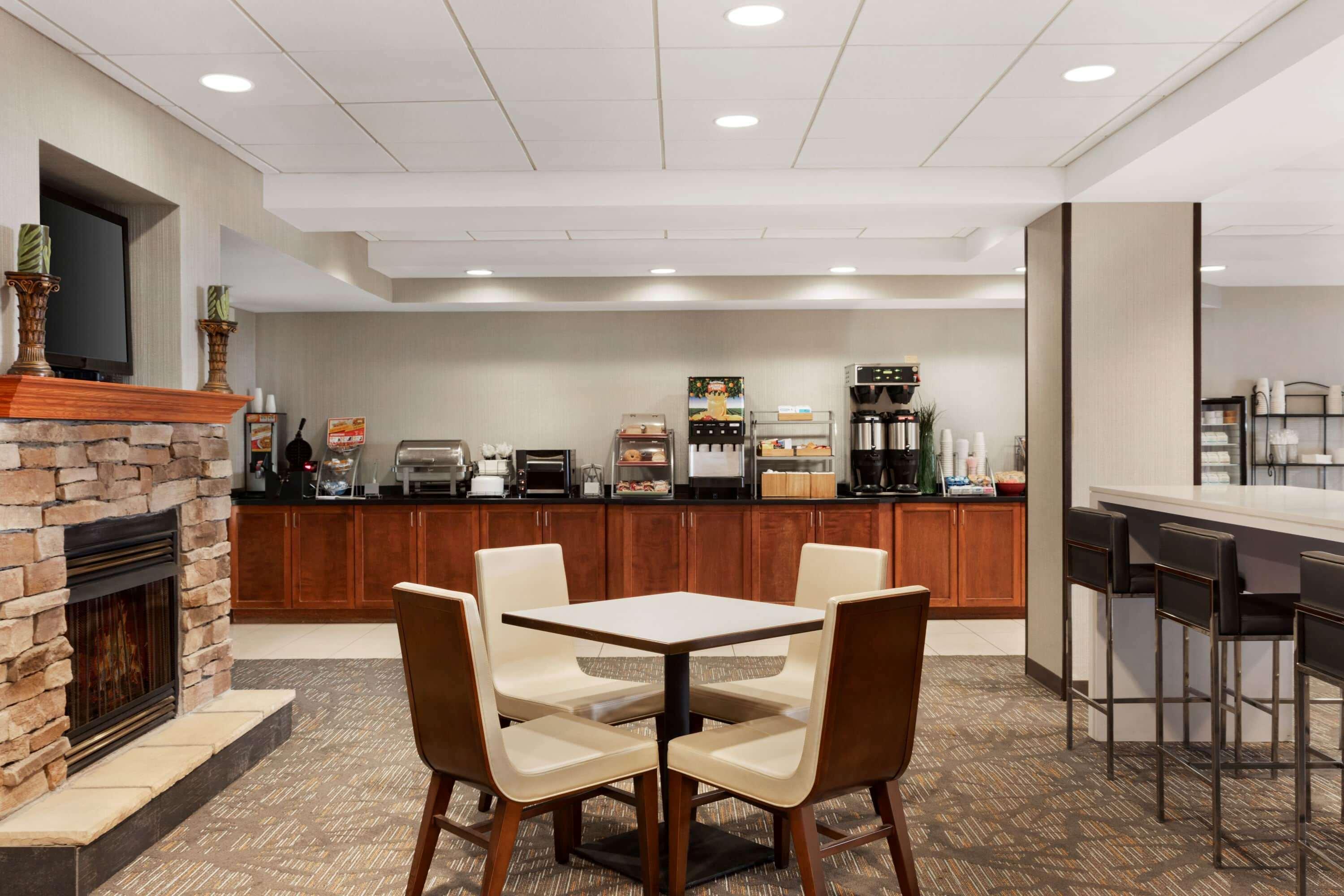 Wingate By Wyndham Bridgeport Clarksburg Hotel Ngoại thất bức ảnh