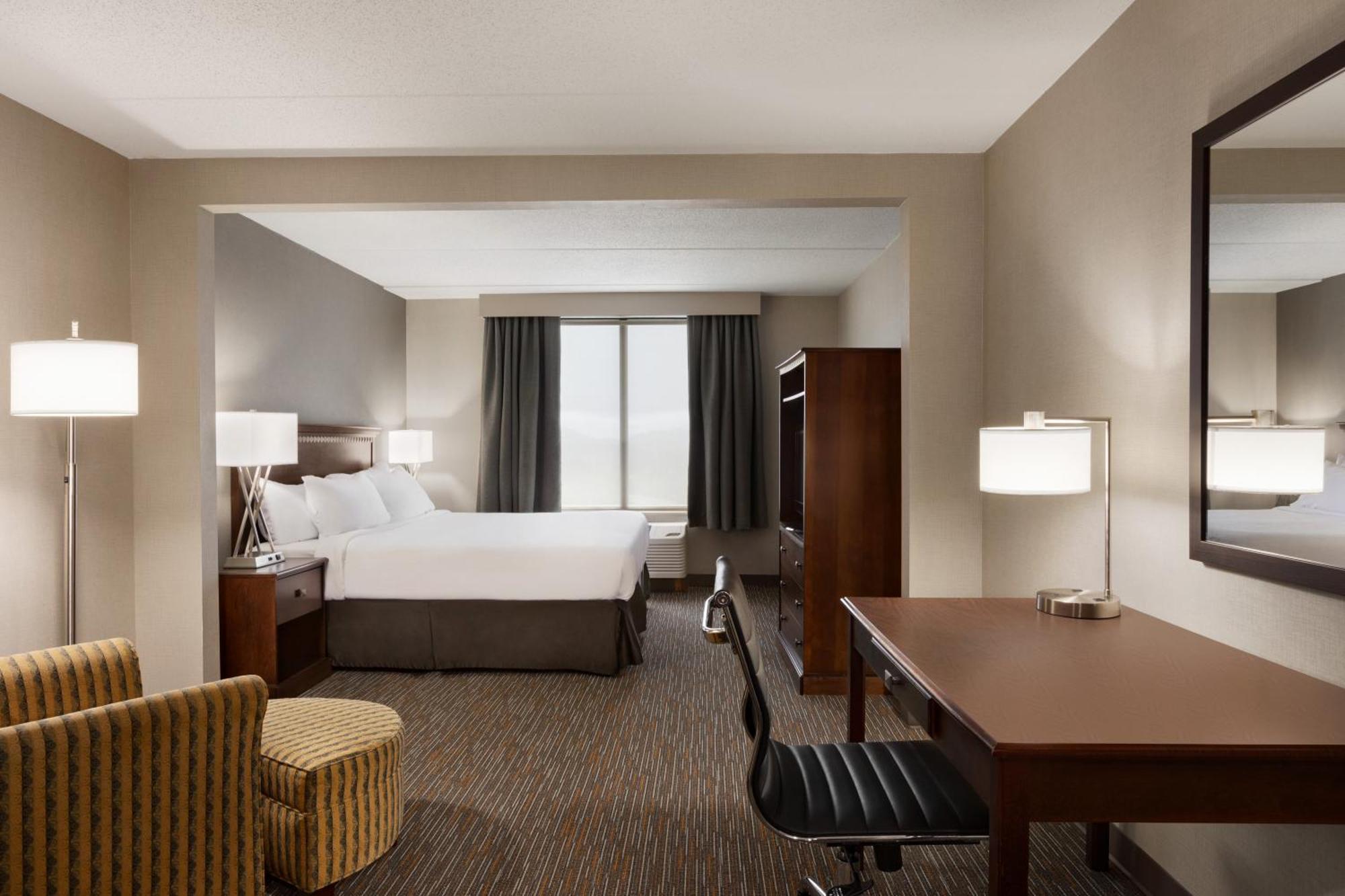 Wingate By Wyndham Bridgeport Clarksburg Hotel Ngoại thất bức ảnh